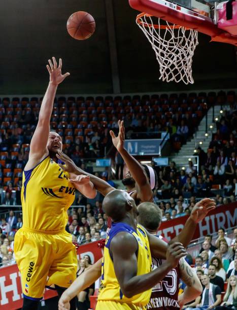 让他从一名 让他从一名