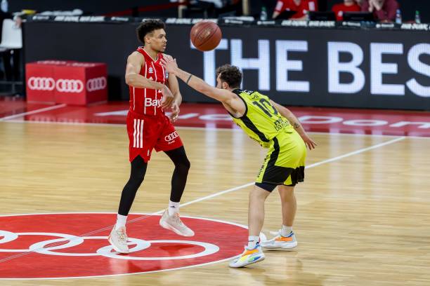 其中最关键 其中最关键