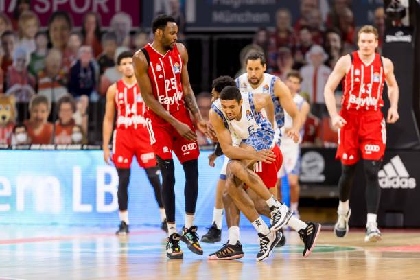 媒体和粉丝 媒体和粉丝